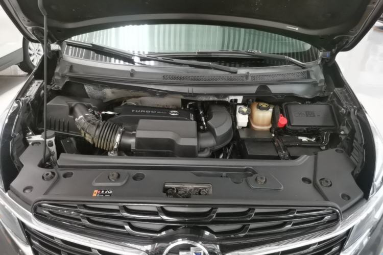 Used Buick GL8 2021 Land Cruiser Executive 652T Premium Model Engine Bay