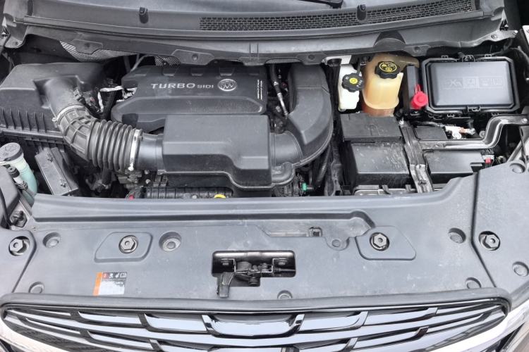 Used Buick GL8 2021 Land Cruiser Executive Class 652T Comfort Model Engine Bay