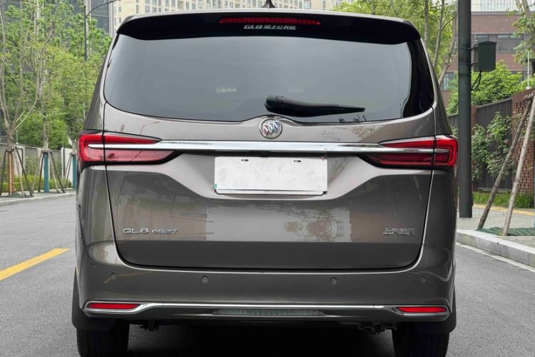 Used Buick GL8 2021 Land Cruiser Executive Class 652T Luxury Model Exterior 1
