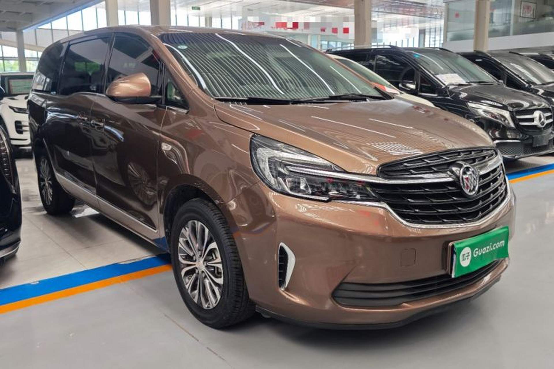 Used Buick GL8 2021 Land Cruiser Executive Class 652T Luxury Model Exterior 1