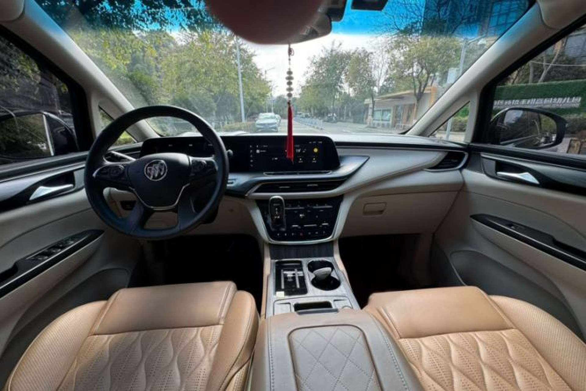 Used Buick GL8 2021 ES Landtrek 653T Comfort Edition Exterior 10