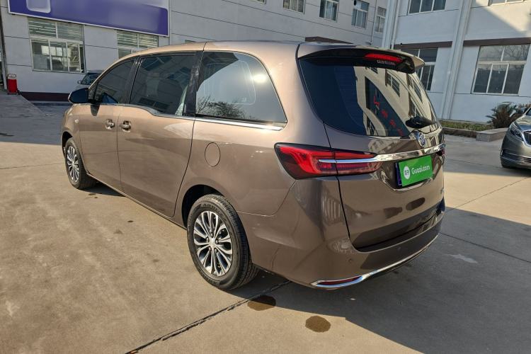 Used Buick GL8 2021 Land Cruiser Executive Class 652T Comfort Model Exterior 2