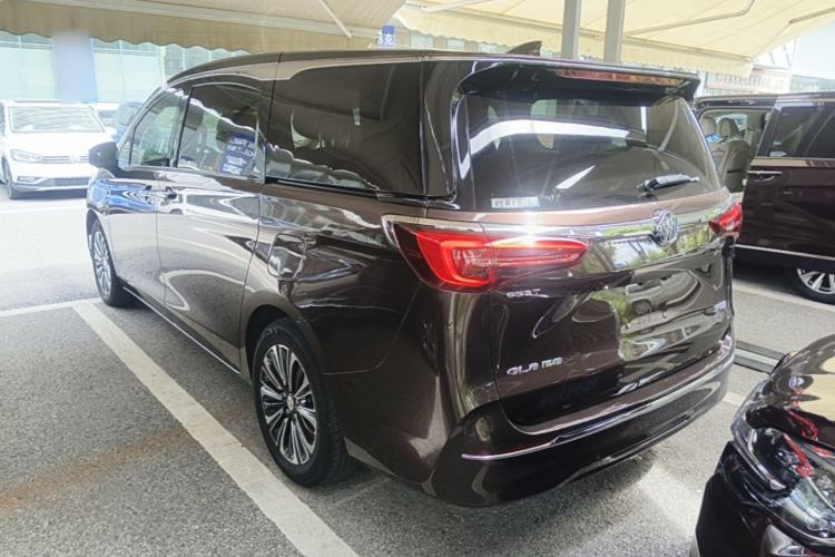 Used Buick GL8 2021 ES Landtrek 653T Luxury Model Exterior 2