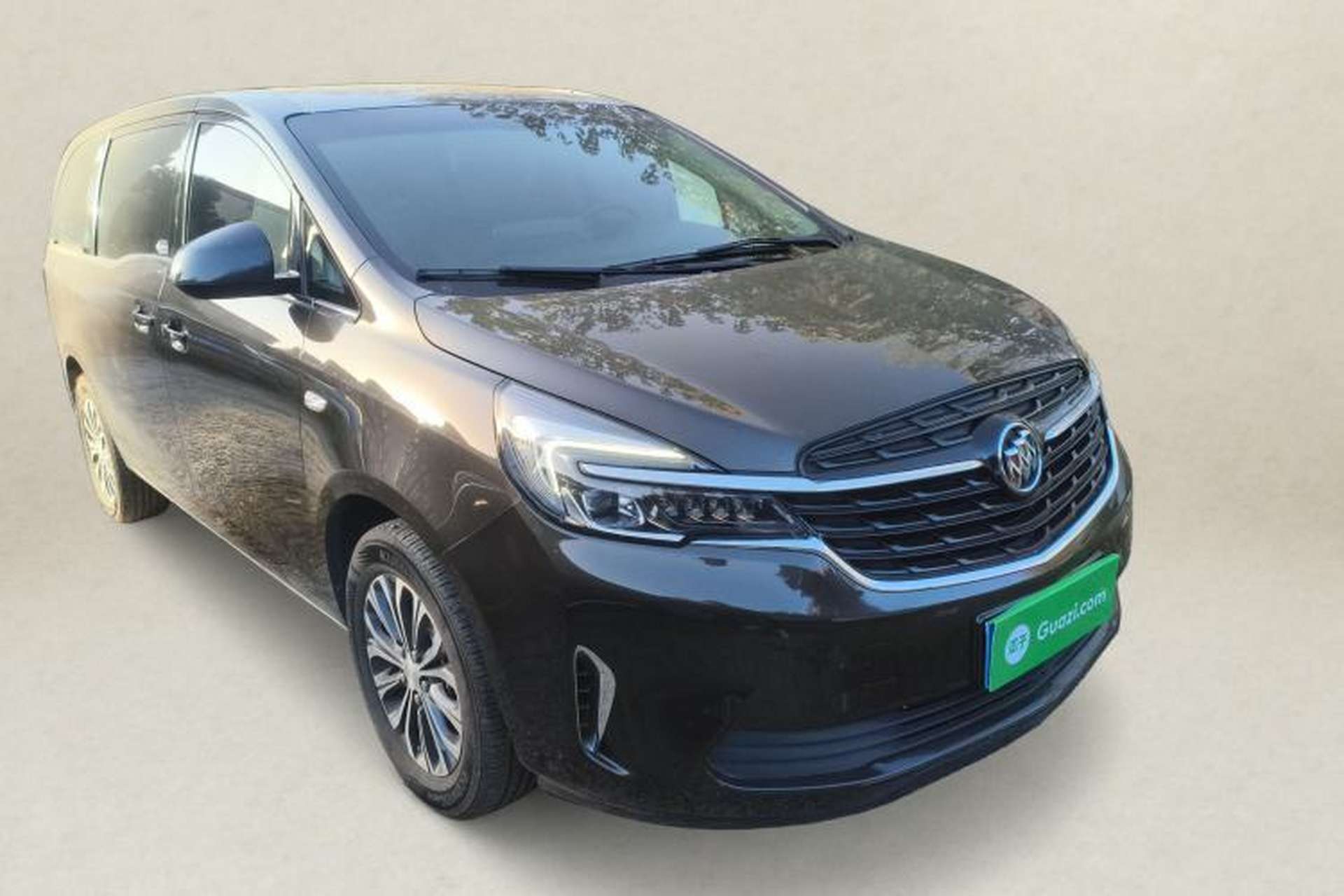 Used Buick GL8 2021 Land Cruiser Executive Class 652T Comfort Model Exterior 2