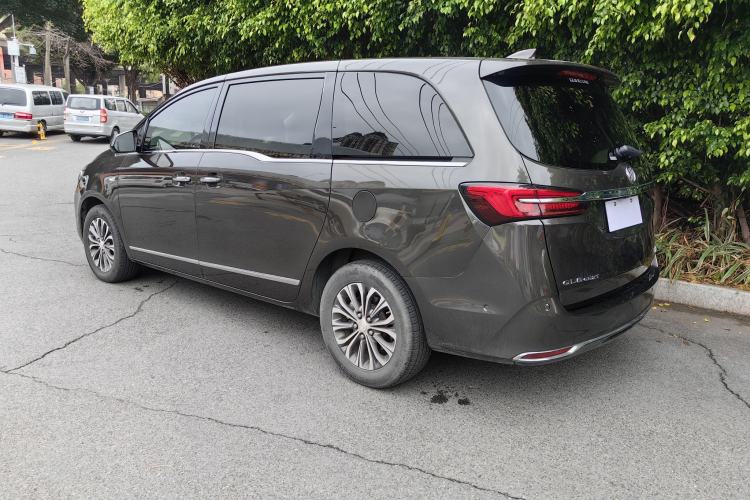 Used Buick GL8 2021 Land Cruiser Executive 652T Premium Model Exterior 3