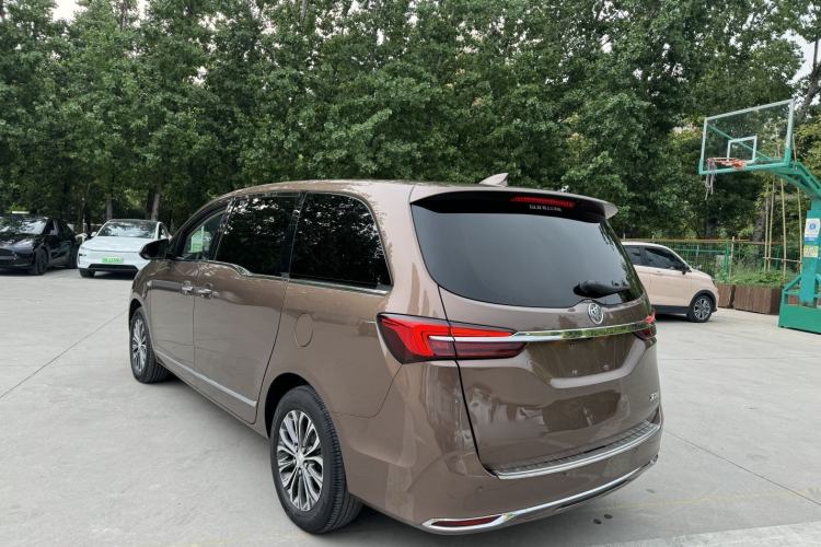 Used Buick GL8 2021 Land Cruiser Executive Class 652T Luxury Model Exterior 3