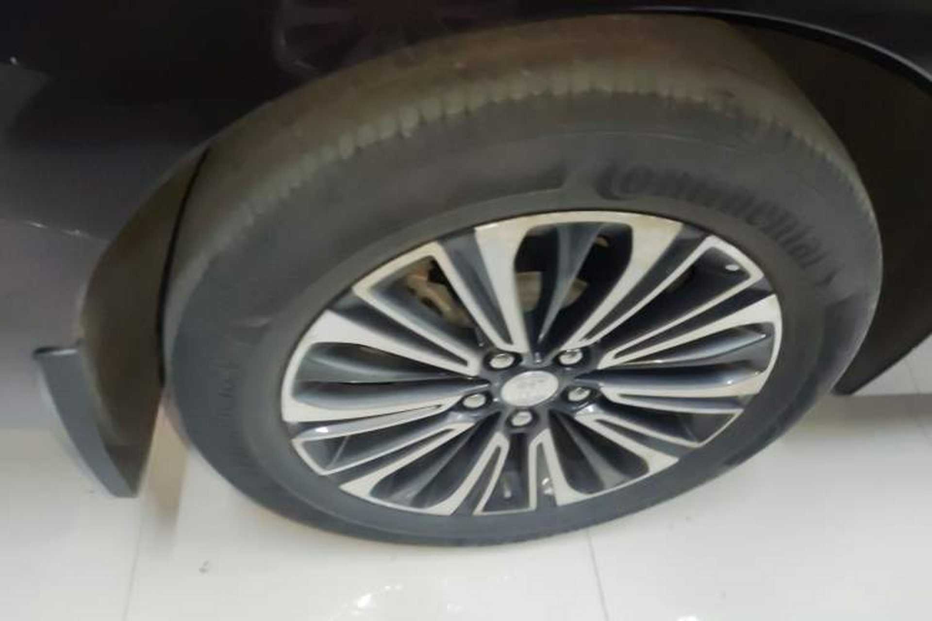Used Buick GL8 2021 ES Landtrek 653T Luxury Model Exterior 4