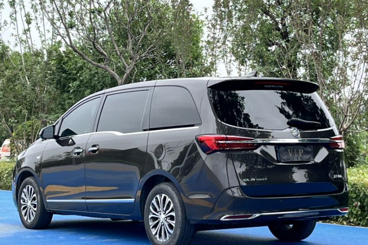 Used Buick GL8 2021 Land Cruiser Executive Class 652T Smart Luxury Model Exterior 4
