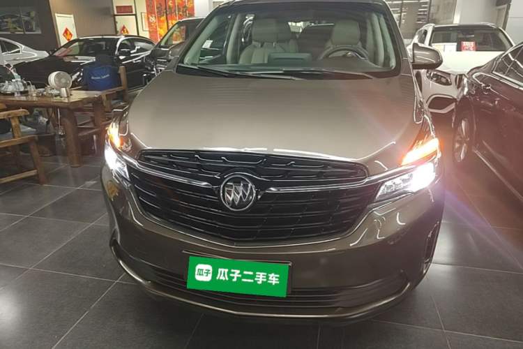 Used Buick GL8 2021 Land Cruiser Executive Class 652T Luxury Model Front
