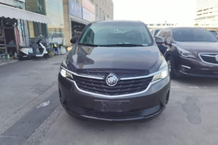Used Buick GL8 2021 Land Cruiser Executive Class 652T Luxury Model Front