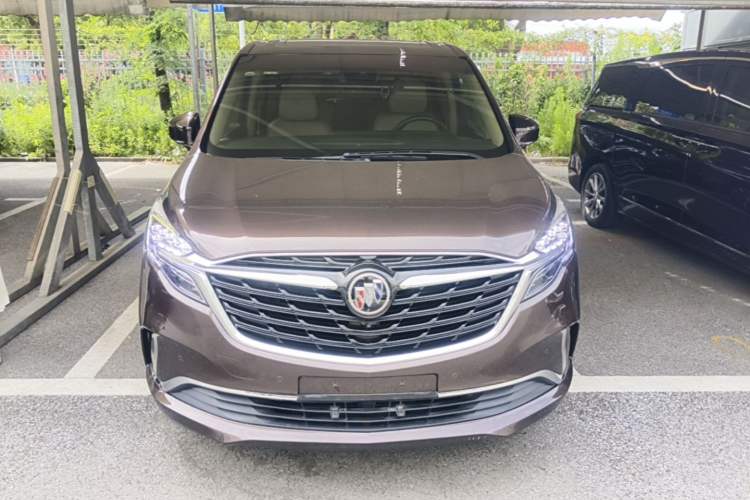 Used Buick GL8 2021 ES Landtrek 653T Luxury Model Front