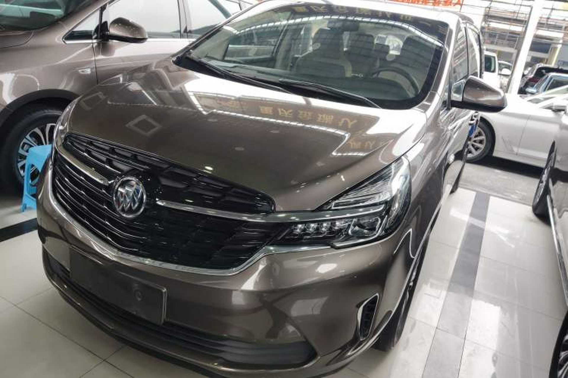 Used Buick GL8 2021 Land Cruiser Executive Class 652T Comfort Model Front Left 45 Deg