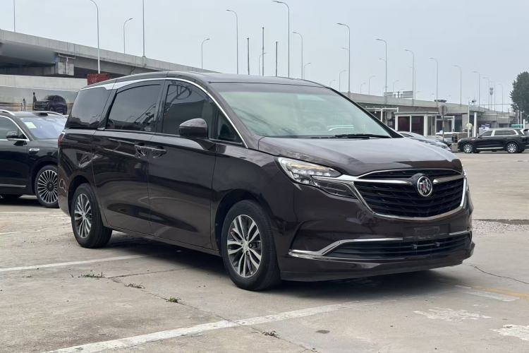 Used Buick GL8 2021 ES Landtrek 653T Comfort Edition Front Right 45 Deg