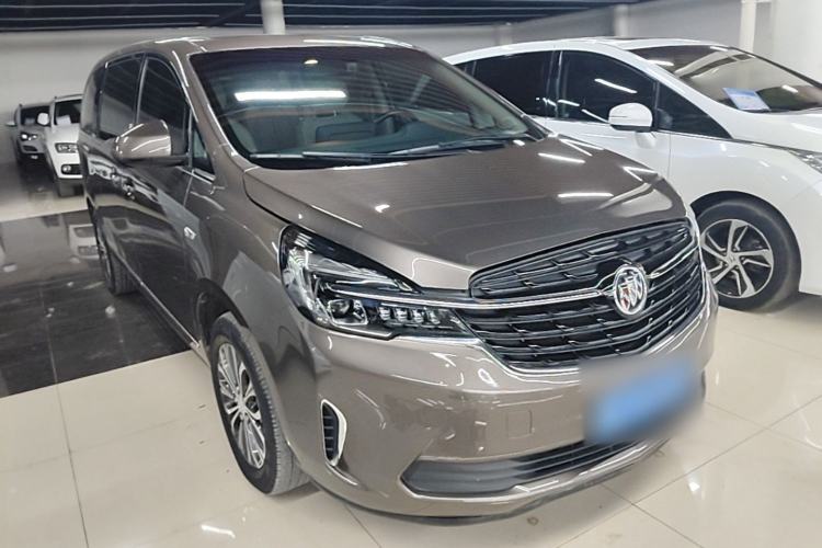 Used Buick GL8 2021 Land Cruiser Executive Class 652T Luxury Model Front Right 45 Deg
