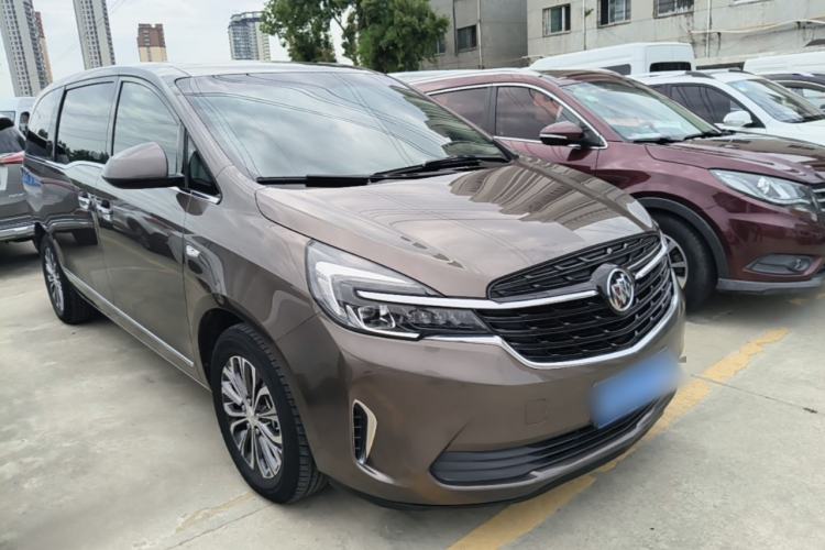 Used Buick GL8 2021 Land Cruiser Executive Class 652T Luxury Model Front Right 45 Deg