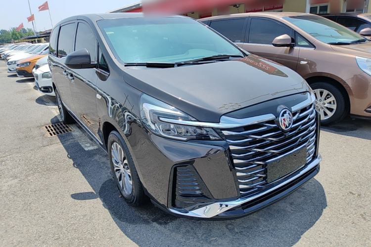 Used Buick GL8 2021 Land Cruiser Executive Class 652T Luxury Model Front Right 45 Deg