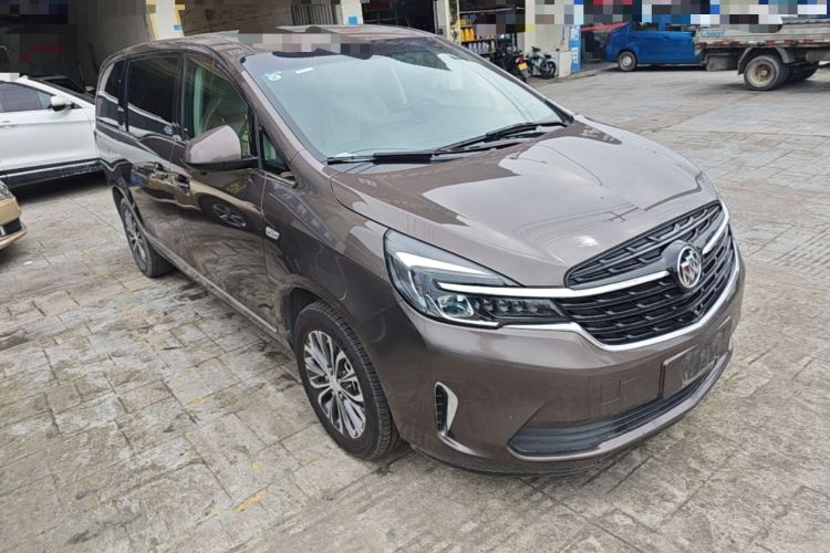 Used Buick GL8 2021 Land Cruiser Executive Class 652T Luxury Model Front Right 45 Deg