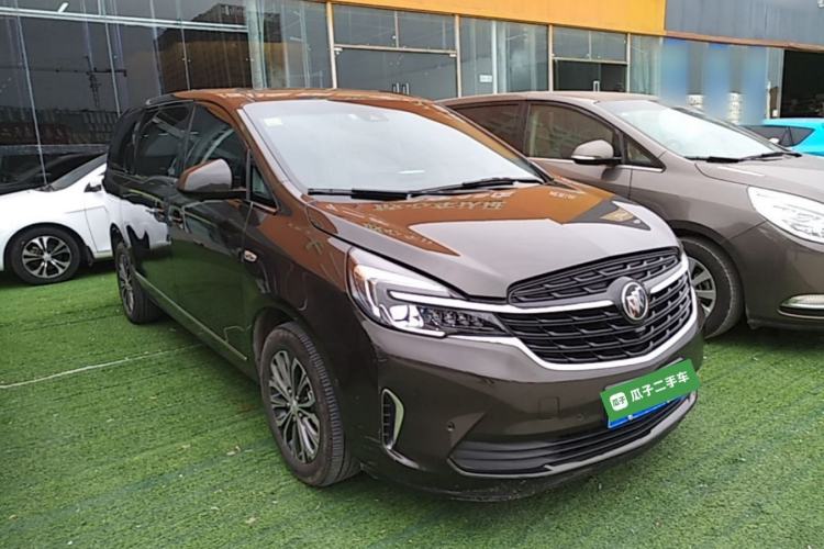 Used Buick GL8 2021 Land Cruiser Executive Class 652T Smart Luxury Model Front Right 45 Deg