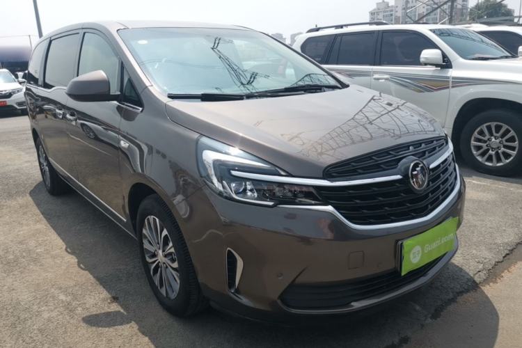 Used Buick GL8 2021 Land Cruiser Executive Class 652T Smart Luxury Model Front Right 45 Deg