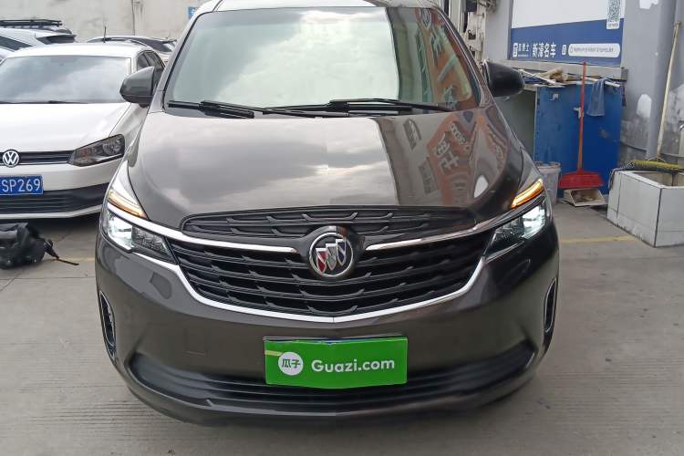 Used Buick GL8 2021 Land Cruiser Executive Class 652T Luxury Model Front