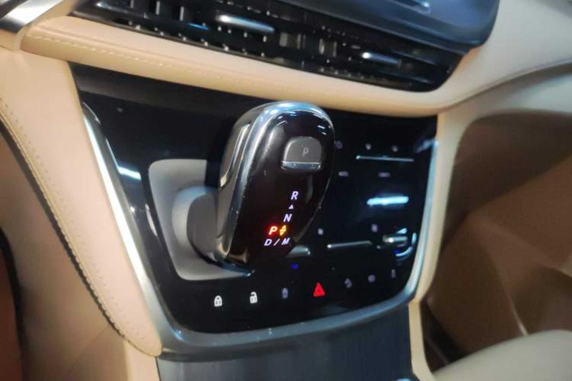 Used Buick GL8 2021 ES Landtrek 653T Luxury Model Gear Lever
