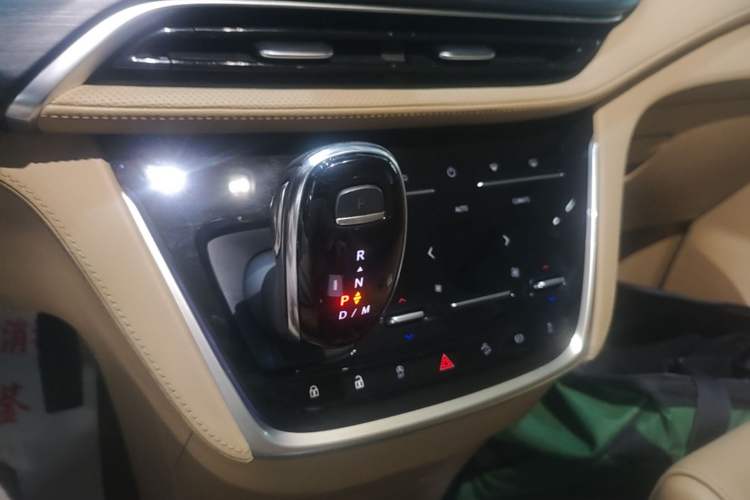Used Buick GL8 2021 ES Landtrek 653T Luxury Model Gear Lever
