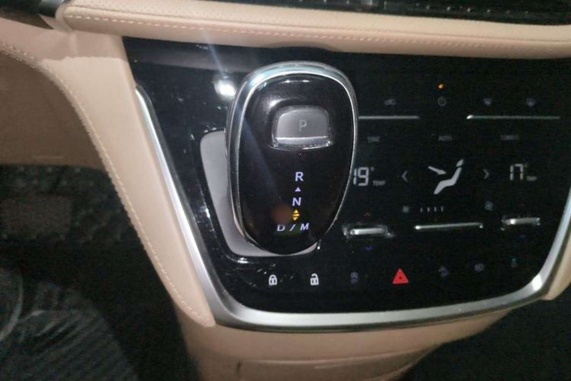 Used Buick GL8 2021 ES Landtrek 653T Luxury Model Gear Lever