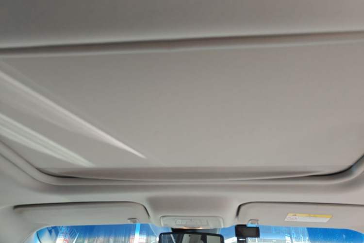 Used Buick GL8 2021 Land Cruiser Executive Class 652T Luxury Model Headliner