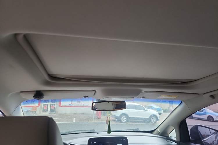 Used Buick GL8 2021 Land Cruiser Executive Class 652T Luxury Model Headliner