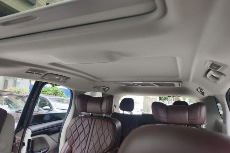 Used Buick GL8 2021 ES Landtrek 653T Comfort Edition Headliner