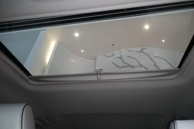 Used Buick GL8 2021 Land Cruiser Executive Class 652T Luxury Model Headliner