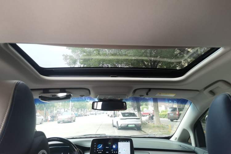 Used Buick GL8 2021 Land Cruiser Executive Class 652T Luxury Model Headliner