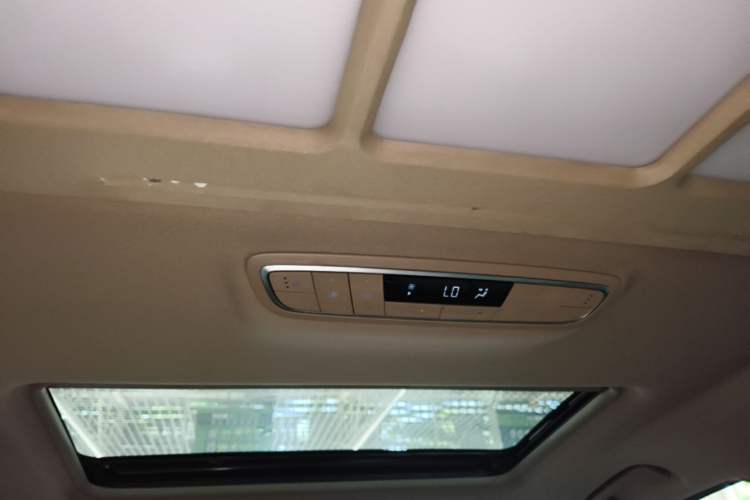 Used Buick GL8 2021 ES Land Cruiser 653T Luxury Edition Headliner
