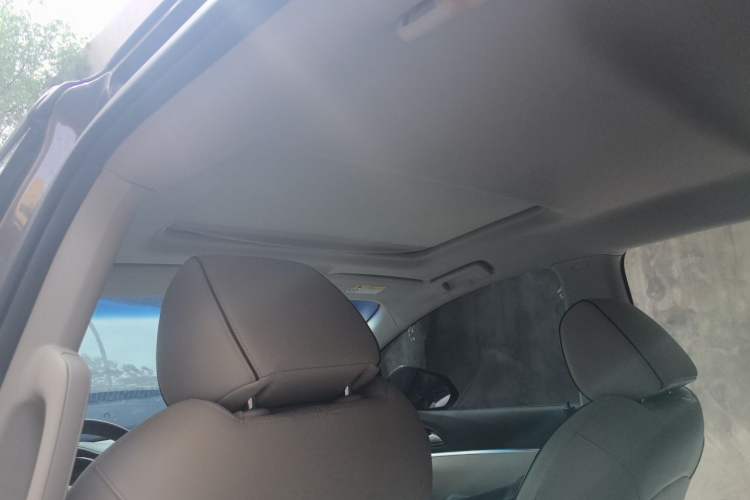 Used Buick GL8 2021 Land Cruiser Executive Class 652T Luxury Model Headliner