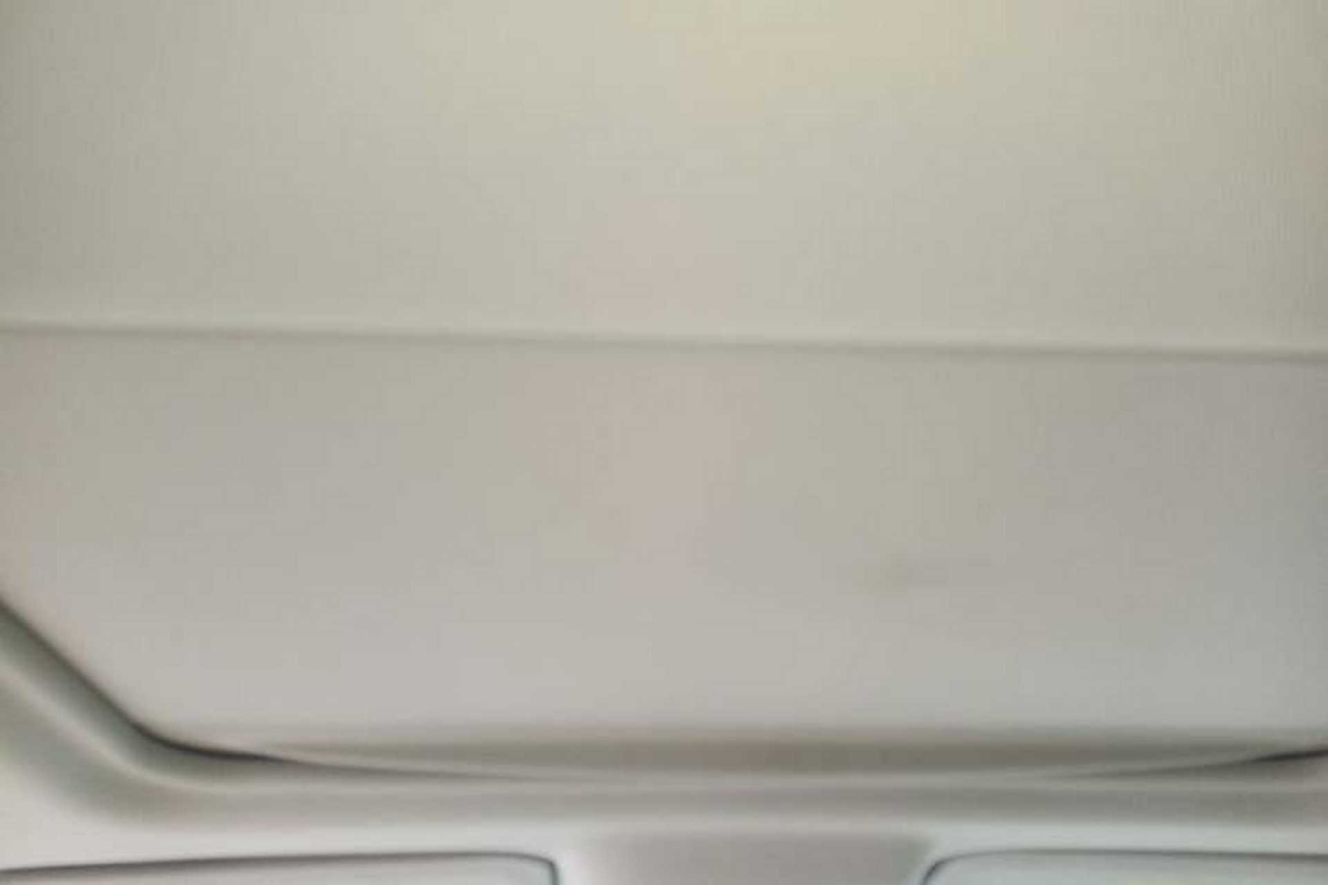 Used Buick GL8 2021 Land Cruiser Executive Class 652T Luxury Model Headliner