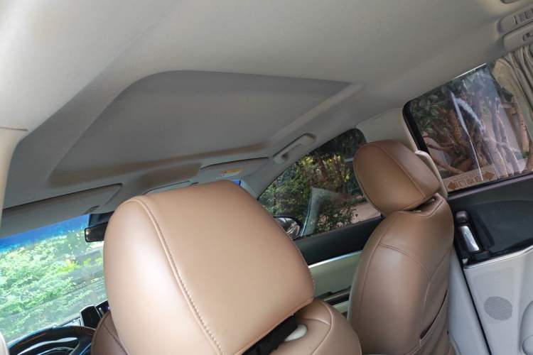 Used Buick GL8 2021 Land Cruiser Executive Class 652T Luxury Model Headliner