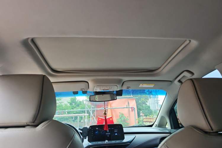 Used Buick GL8 2021 Land Cruiser Executive Class 652T Luxury Model Headliner