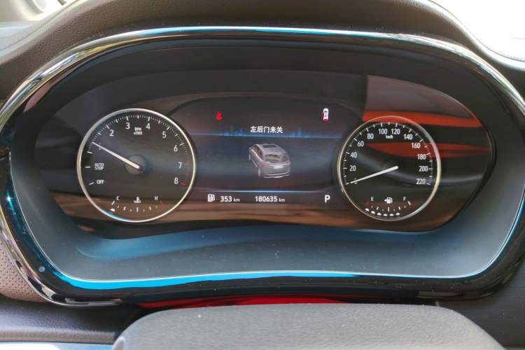Used Buick GL8 2021 Land Cruiser Executive Class 652T Comfort Model Instrument Cluster