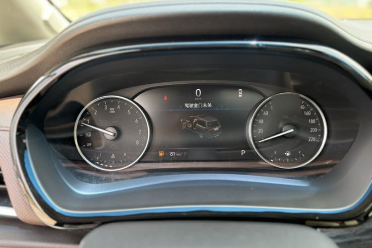 Used Buick GL8 2021 Land Cruiser Executive Class 652T Luxury Model Instrument Cluster