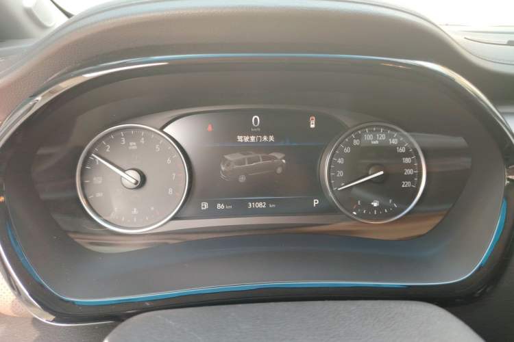 Used Buick GL8 2021 Land Cruiser Executive Class 652T Luxury Model Instrument Cluster