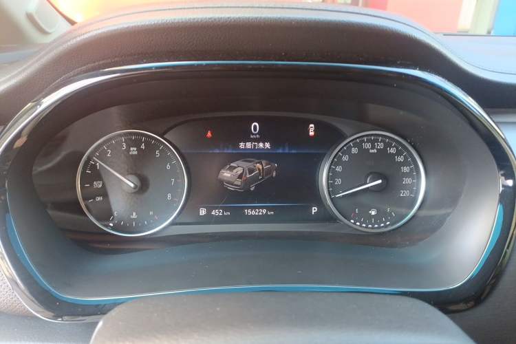 Used Buick GL8 2021 Land Cruiser Executive Class 652T Luxury Model Instrument Cluster