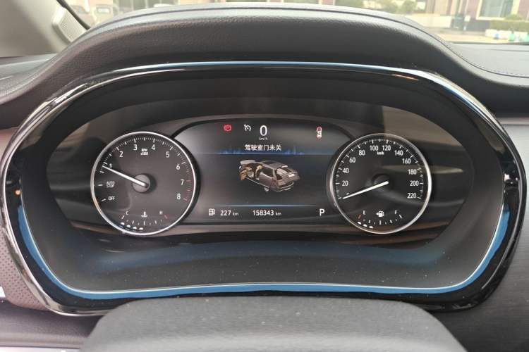 Used Buick GL8 2021 Land Cruiser Executive Class 652T Luxury Model Instrument Cluster