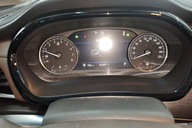 Used Buick GL8 2021 Land Cruiser Executive Class 652T Luxury Model Instrument Cluster