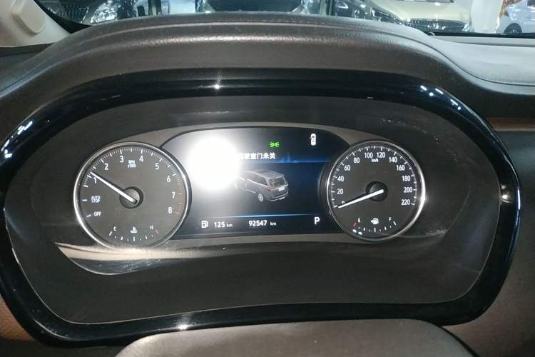 Used Buick GL8 2021 Land Cruiser Executive Class 652T Luxury Model Instrument Cluster