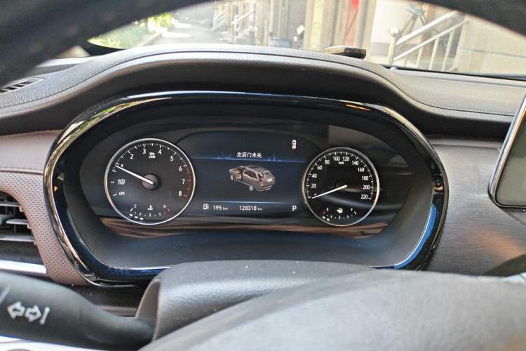 Used Buick GL8 2021 Land Cruiser Executive Class 652T Luxury Model Instrument Cluster