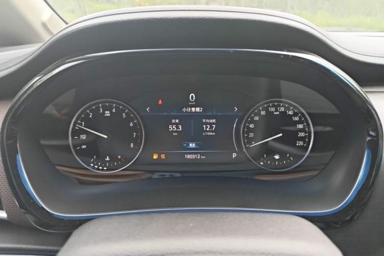 Used Buick GL8 2021 Land Cruiser Executive Class 652T Comfort Model Instrument Cluster