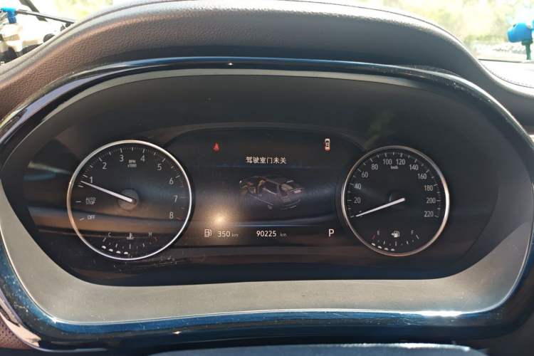 Used Buick GL8 2021 Land Cruiser Executive Class 652T Luxury Model Instrument Cluster