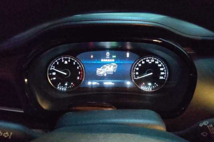 Used Buick GL8 2021 Land Cruiser Executive Class 652T Comfort Model Instrument Cluster