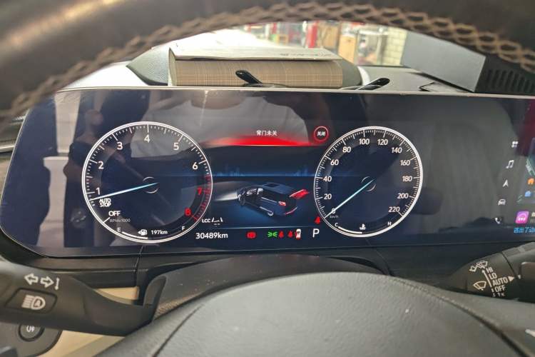 Used Buick GL8 2021 Avenir Aivia Six-Seat Luxury Edition Instrument Cluster