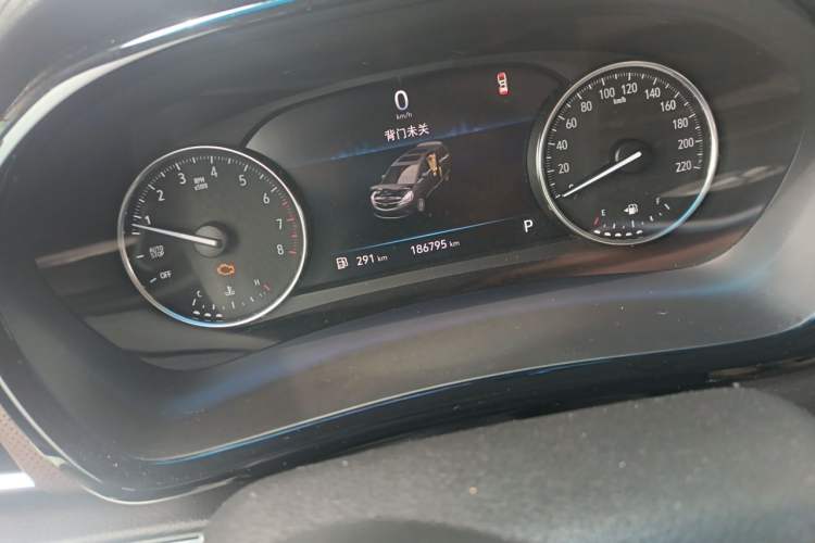 Used Buick GL8 2021 Land Cruiser Executive Class 652T Luxury Model Instrument Cluster